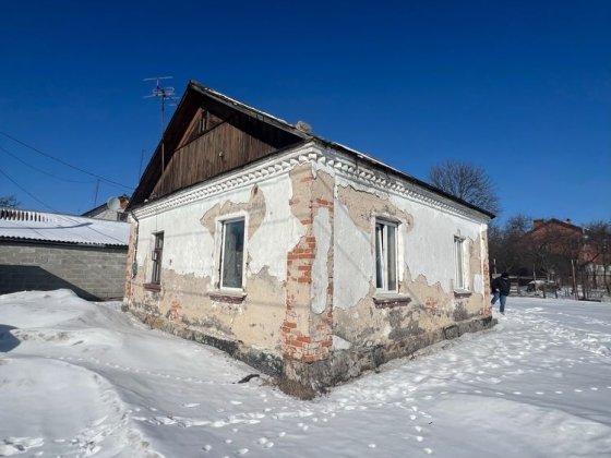 Продам будинок 55 м² на Мальованці з приватизованою ділянкою 6 соток