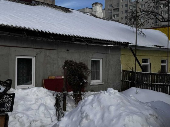 Частина будинку на пров. Малий: газо-пічне, жилий стан, 35 м²