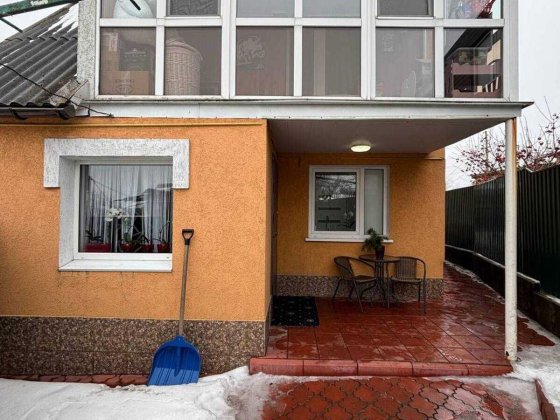 Продається частина двоповерхового будинку Вінниця