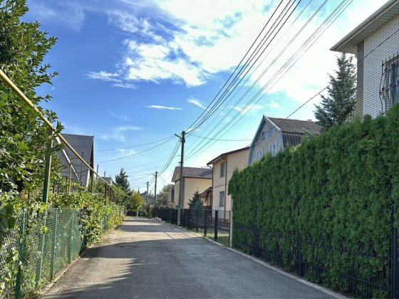 Садовий будинок навпроти ЖК ,,Ренесанс,, Великий Луг Запоріжжя