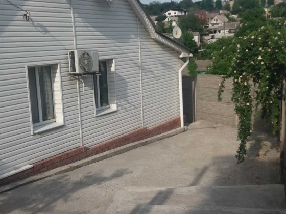 Будинок з ділянкою 6 соток Дніпро