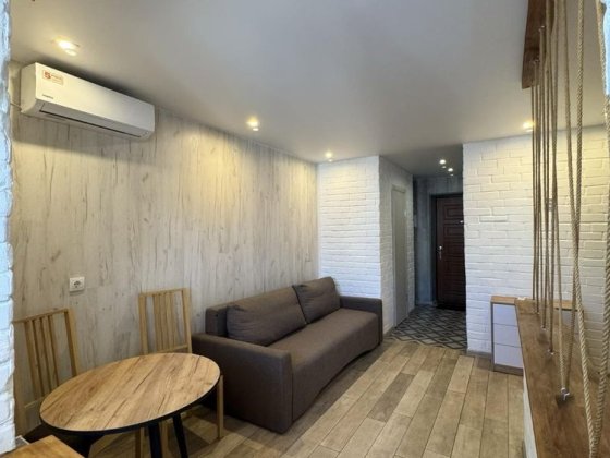 Оренда кухні -студіо в Коцюбинському, ліфт без світла працює Коцюбинское