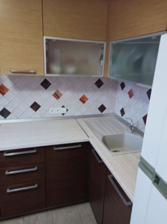 Сдам 3х комнатную квартиру в центре - фото 1