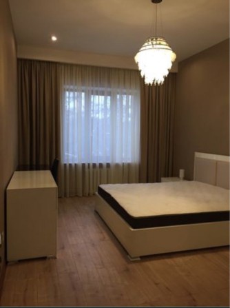 Власник, здам двокімнатну вул. Дружби 10 - фото 1