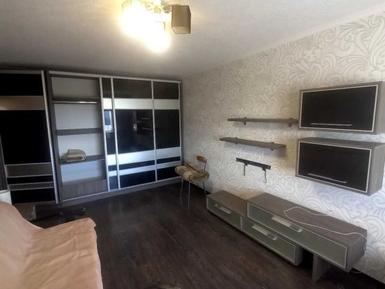 Аренда 2 комн.кв. ул.Быкова 15 на Лазурном Краматорськ