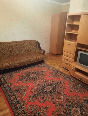 Сдам 2х комнатную квартиру - фото 1