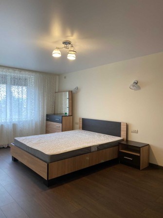 Здається в оренду 3-кімнатна квартира в центрі міста - фото 1