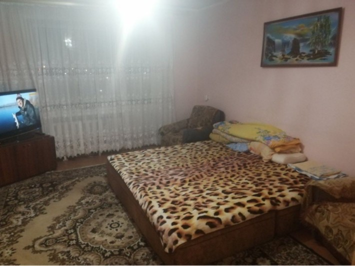 Аренда: 2-к. квартира в центре. Можно для военных. - фото 1