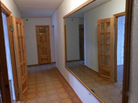 Сдам 3 комнатную квартиру семье. Павлоград