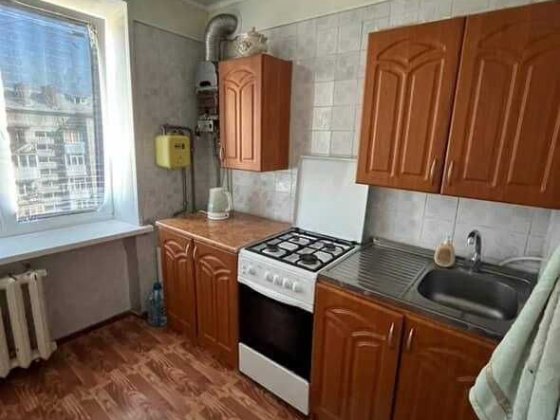 Аренда 2 комнатной  квартиры в центре. Славянск