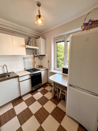 Оренда 2-кімнатної квартири з балконом у Стрию - фото 1