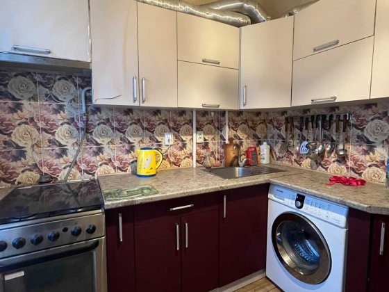 Сдается 2-комнатная квартира в р-не 8-й школы Славянск