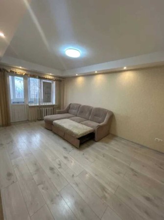 Сдается 2-комнатная квартира на Артема - фото 1