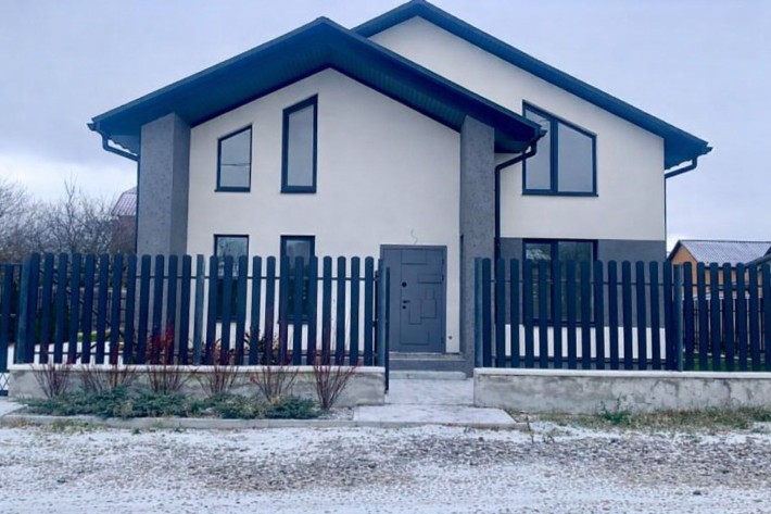 Сучасний будинок в топ локації - фото 1