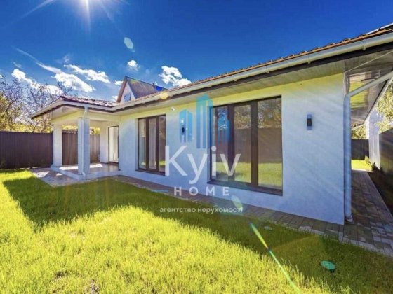 Козин/ Продаж нового будинку біля річки/ 160 м2/ 8 соток Киев