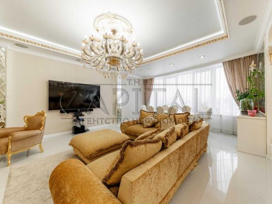 Продаж 3-поверхового будинку, 332м2, Солом'янський р-н, Батиєва Гора Киев