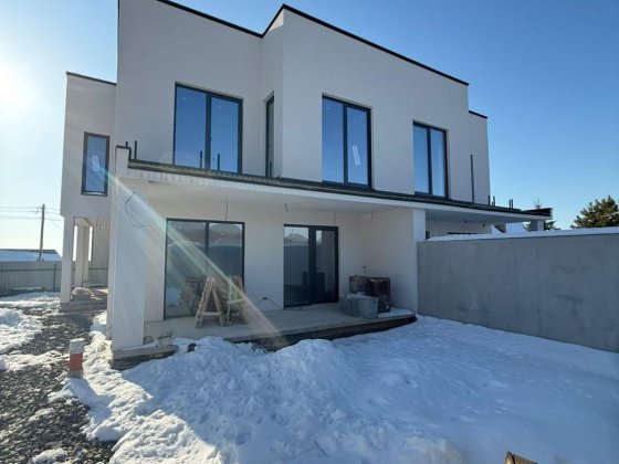 Продаж дуплексу , Червениця , БАМ , видовий котедж Ужгород