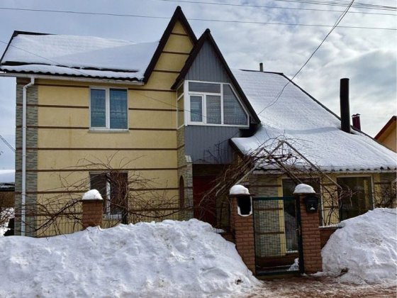 Продаж окремого будинку на Крошні