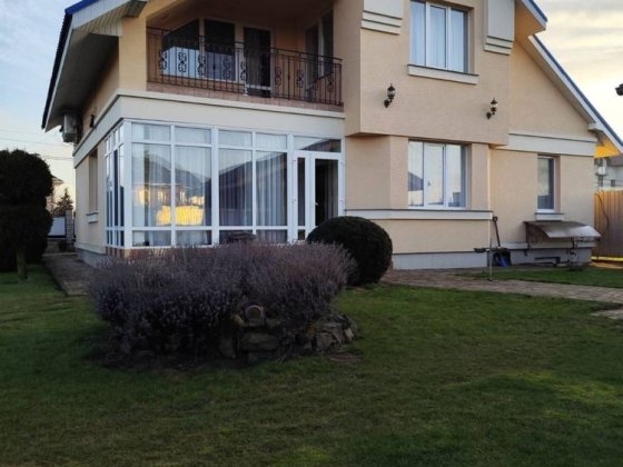 Продаж 2-ох поверхового будинку з центр комунікаціями р-н Краснодонців Ужгород