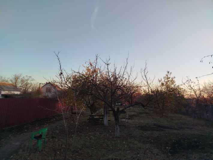 Будинок не далеко від міста 4 км. - фото 1