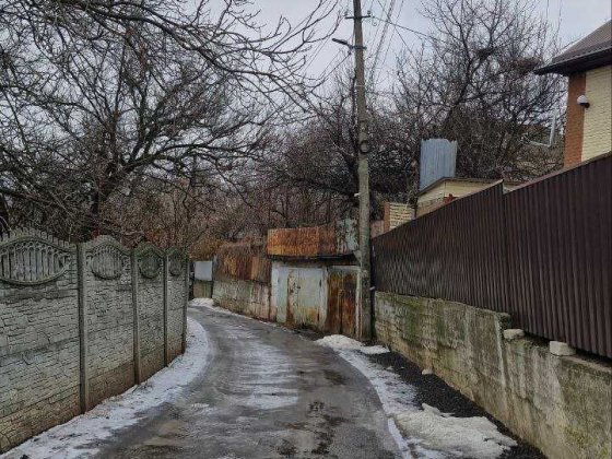 Продам будинок , р-н пр. Науки. Газ, автономне опалення без світла! Дніпро