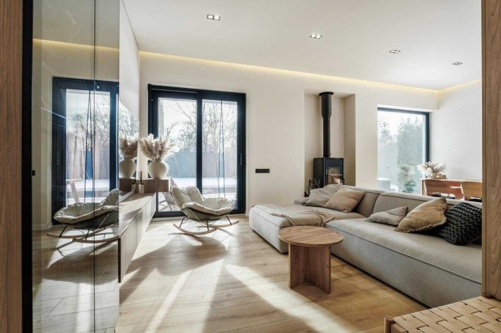 Сучасний автономний будинок з басейном біля Дніпра Осокорки 6 соток - фото 1