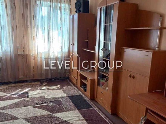 Продам будинок з ділянкою в Жулянах, на центральній вулиці . 7 соток Киев