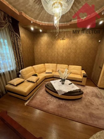 Продаж будинку в центрі міста! - фото 1