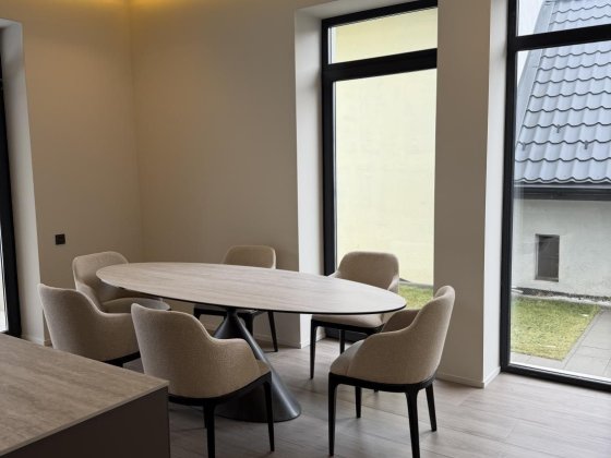 Продаж будинку , центр міста Ужгород