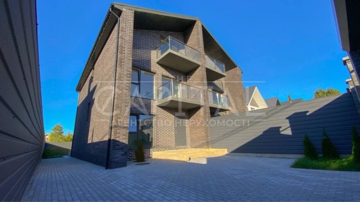 Продаж будинку / 250м2, 6-к, 3пов / БЕЗ ремонту / Соломʼянка, Жуляни - фото 1