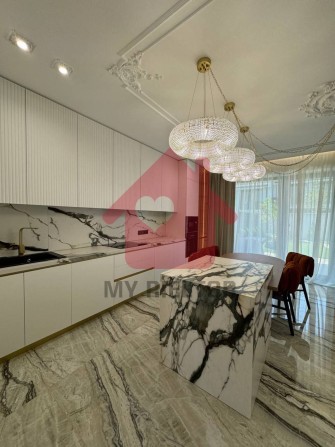 Продаж елітного таунхауса Sherwood - фото 1