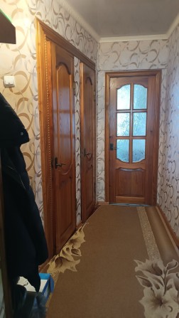 Здаю квартиру 3- кімнатну на довготривалий термін - фото 1