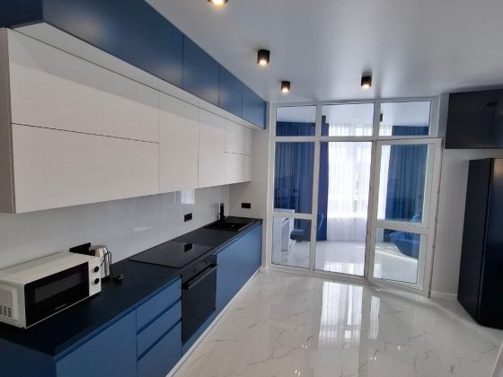 Пропонуємо вам 3х кімнатну квартиру на Виставці з сучасним ремонтом! Хмельницький