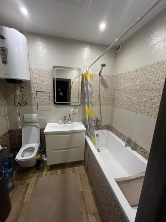 Оренда Новобудова, квартиранти не проживали!! - фото 1