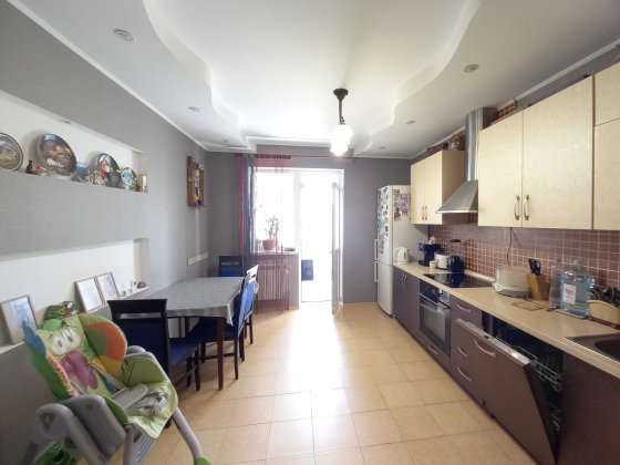 Здам гарненьку 2 к квартиру меблі техніка Бровари