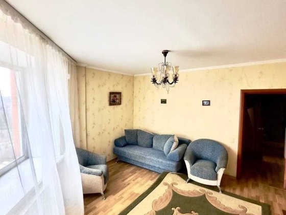 Здам 2-к квартиру 74 м2, з постійним Опаленням і Водою вул. Голуба(Пос Бровари