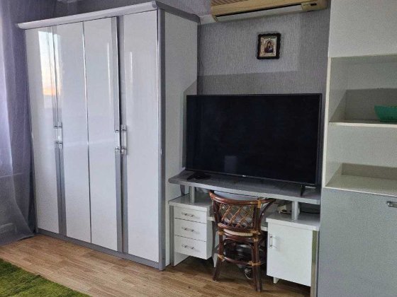 Здам трьохкімнатну квартиру у центрі Броварів Бровари