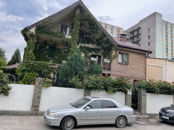 Продається готель 900м2