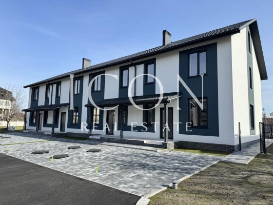 Продаж таунхаусу |140м²| вул. Деснянська, Троєщина, Київ Киев