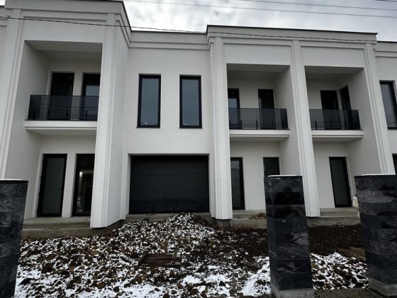 Продаж котеджу з гаражем|чорновий таунхаус|3 кімнатний |Вишневий сад Ужгород