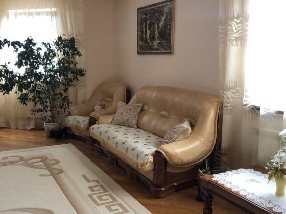 Продаж будинку в Станишівці