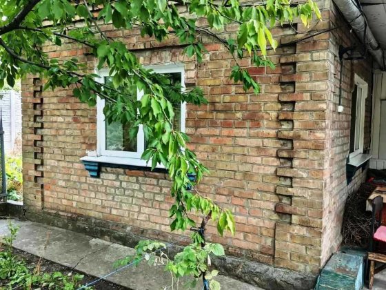 Газифицированные полдома и жилая времянка Запорожье