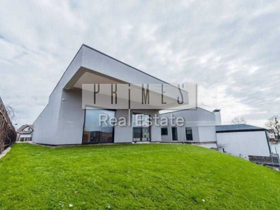 Продаж будинку СУПЕРціна 680$ за м2 10 соток Осокорки вихід на воду Киев