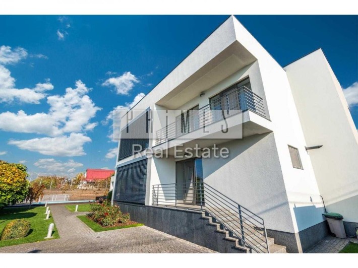 Продаж будинку, на березі русла Дніпра, вул. Садова, Осокорки - фото 1