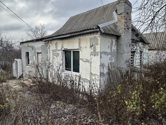 Продаж будинку під реконструкцію Мирний 33 маршрут Дніпро