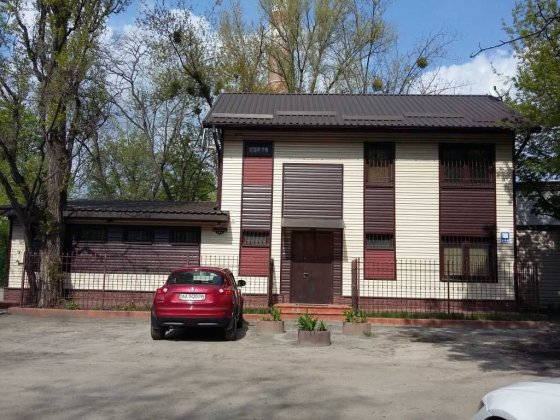 Здание 2-х этажное в Шевченковском районе Киев