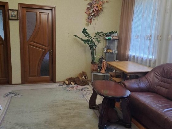 2-поверховий будинок з євроремонтом, 6 соток Винница