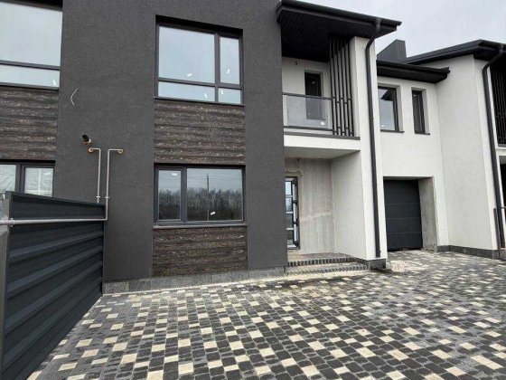 Пропоную до продажу спарений котедж (район Білогорща) Львів