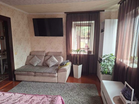 Продам дом район Лесопарка - правый берег Дніпро