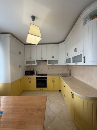 Оренда 3 кімнатної квартири в Центрі - фото 1